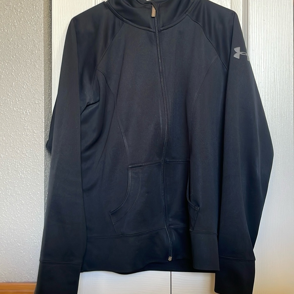 under armor full zip. size large